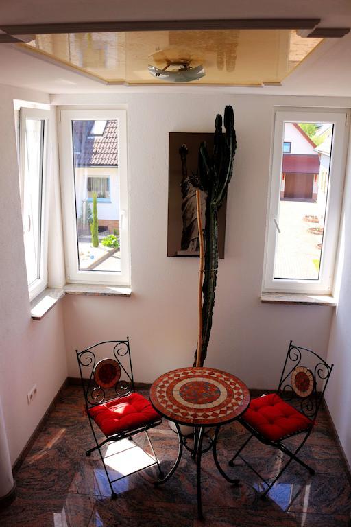 Apartment Euro As Kappel-Grafenhausen Δωμάτιο φωτογραφία