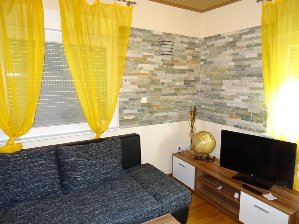 Apartment Euro As Kappel-Grafenhausen Εξωτερικό φωτογραφία