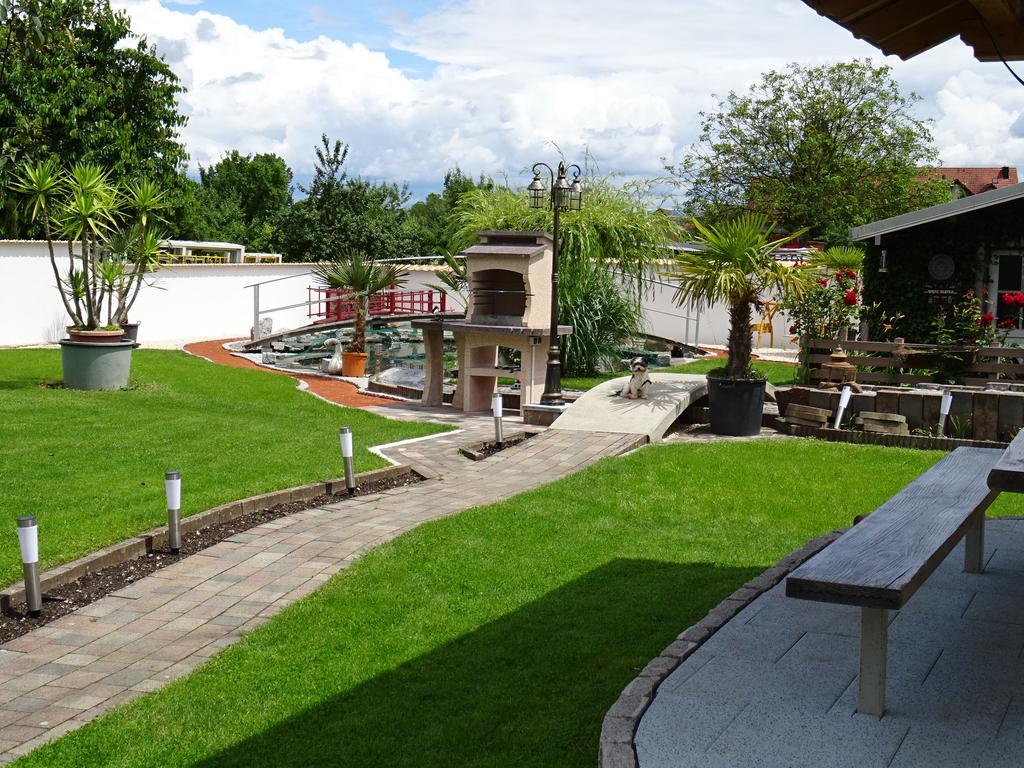 Apartment Euro As Kappel-Grafenhausen Εξωτερικό φωτογραφία